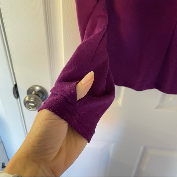 ❌DONATED❌ VSX Keyhole long sleeves - Picture 3 of 5